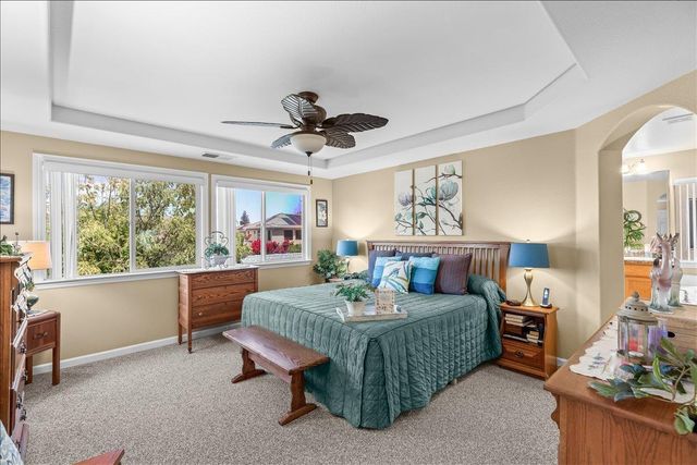 253 W Shasta Ave, Ripon, CA 95366