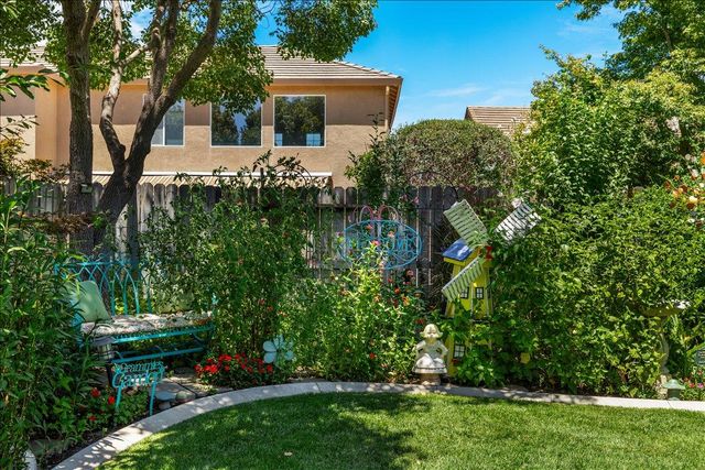 253 W Shasta Ave, Ripon, CA 95366