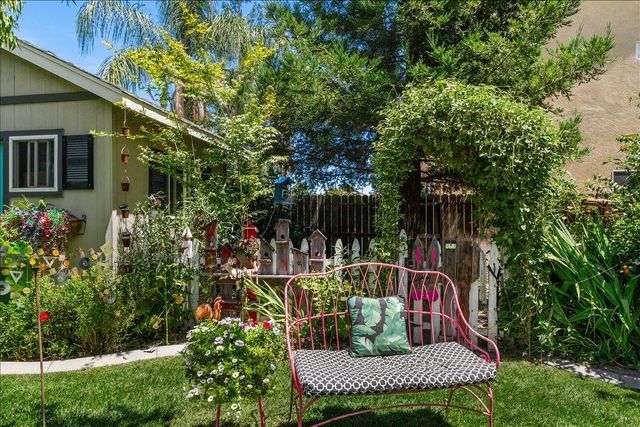 253 W Shasta Ave, Ripon, CA 95366