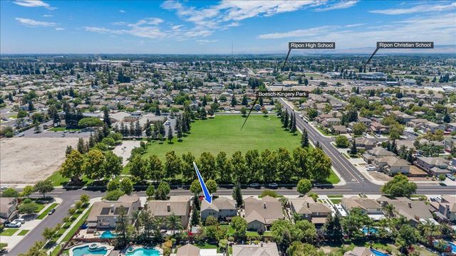 253 W Shasta Ave, Ripon, CA 95366