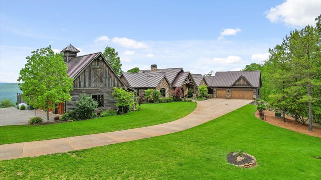 6835 Jasper Highlands Boulevard, Jasper, TN 37347
