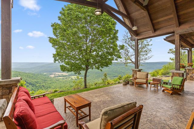 6835 Jasper Highlands Boulevard, Jasper, TN 37347