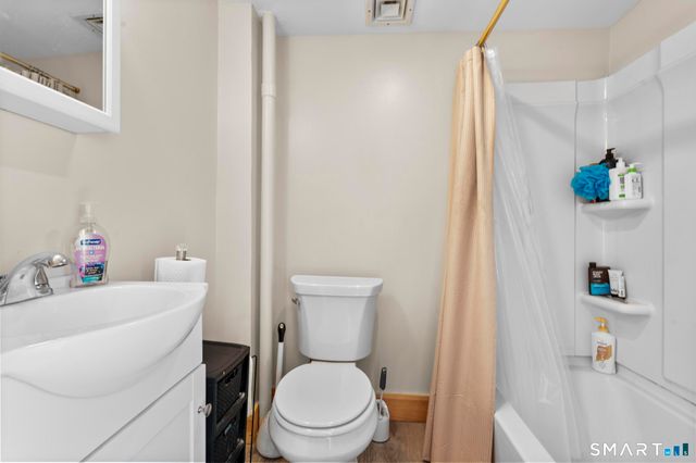 170 Main Street, Deep River, CT 06417