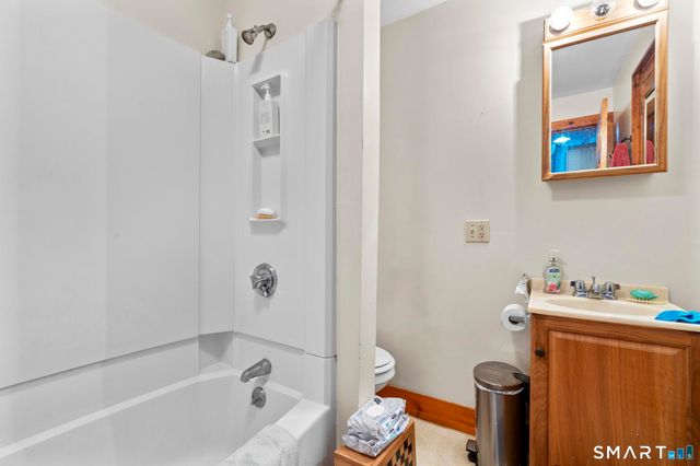 170 Main Street, Deep River, CT 06417