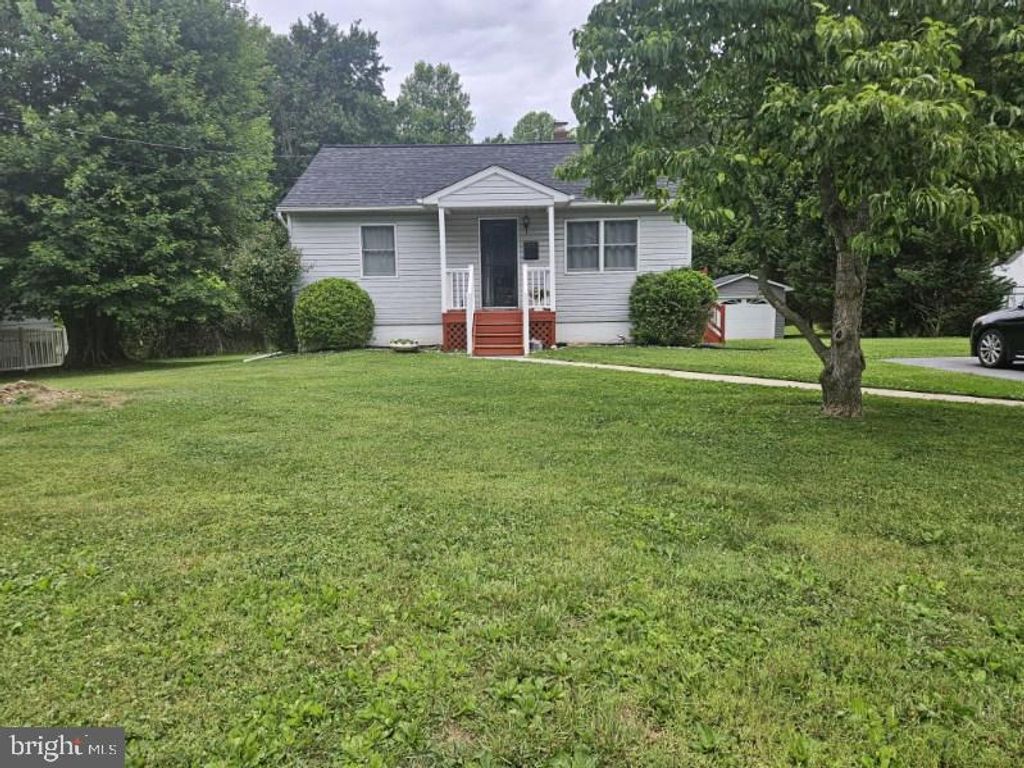 2552 ARTHUR AVE, Sykesville, MD 21784