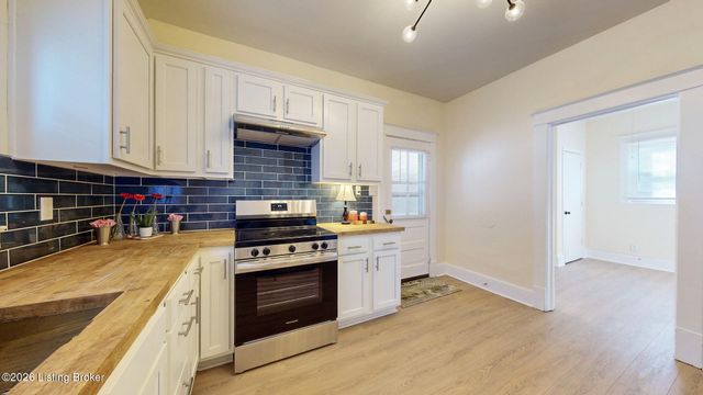 1510 Clara Ave, Louisville, KY 40215