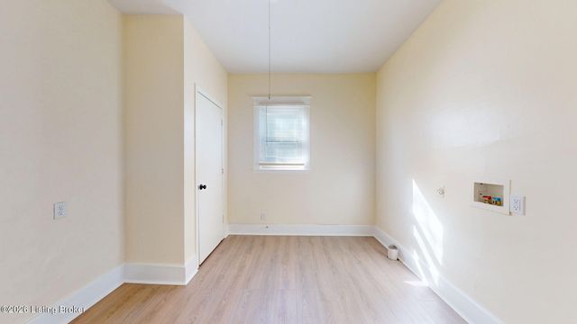 1510 Clara Ave, Louisville, KY 40215