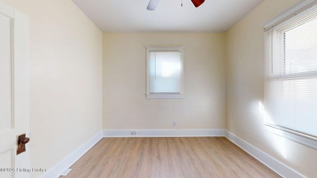 1510 Clara Ave, Louisville, KY 40215