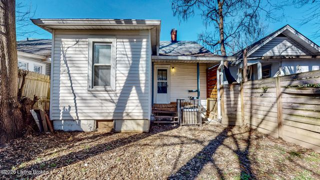 1510 Clara Ave, Louisville, KY 40215