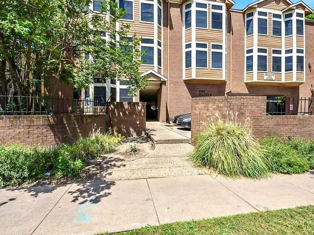 2802 Nueces ST 211, Austin, TX 78705