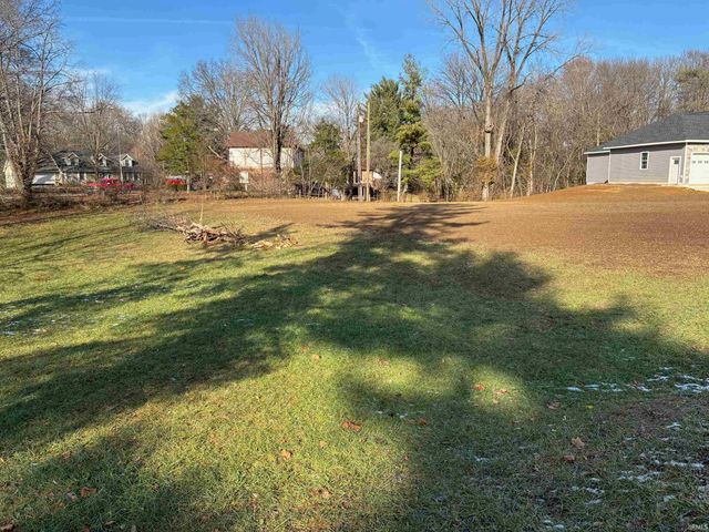 2728 N Delaware Drive, Vincennes, IN 47591