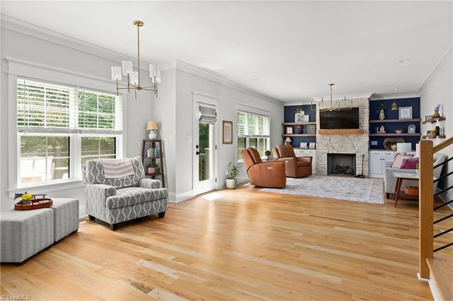223 Fearrington Drive, Kernersville, NC 27284