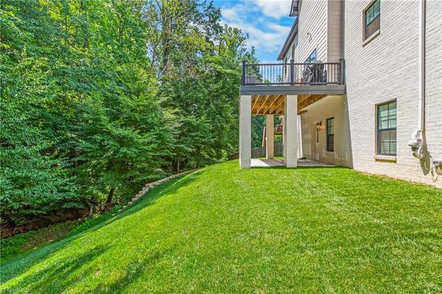 223 Fearrington Drive, Kernersville, NC 27284