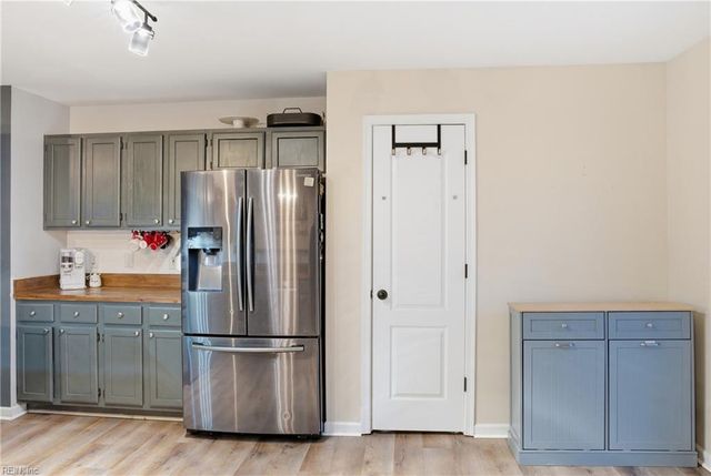 3714 Bridlepath LN, Suffolk, VA 23435