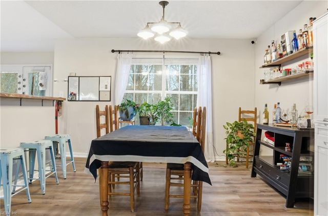 3714 Bridlepath LN, Suffolk, VA 23435