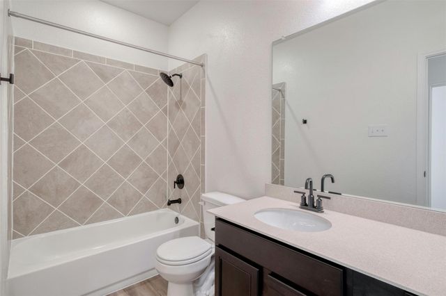 1624 River Plateau DR, Leander, TX 78641