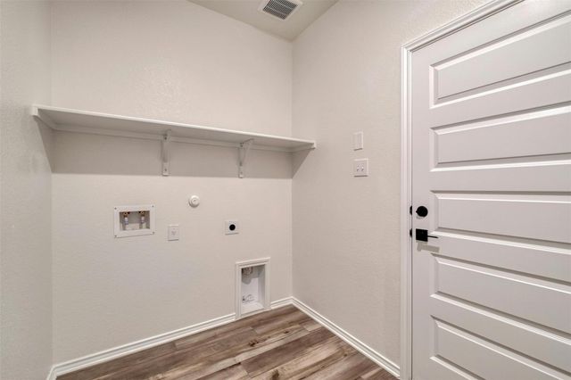 1624 River Plateau DR, Leander, TX 78641