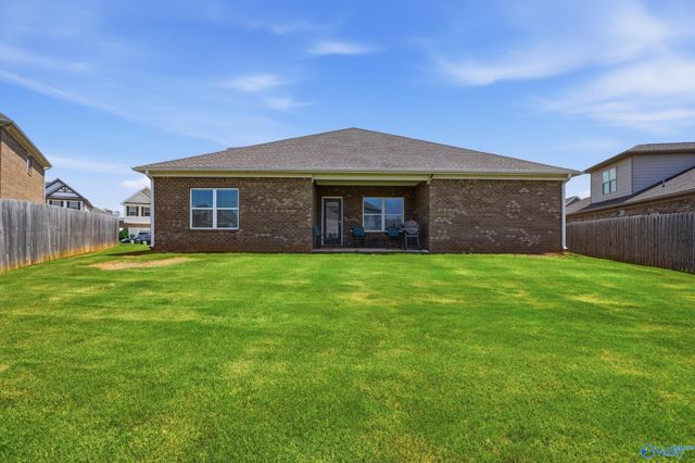 7702 Timber Grove Lane, Huntsville, AL 35806