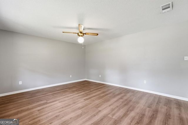 4 Lucian Circle, Savannah, GA 31406