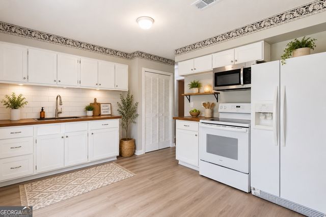 4 Lucian Circle, Savannah, GA 31406