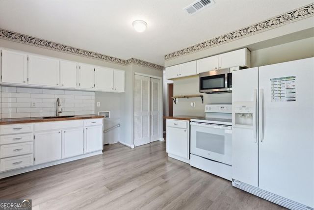 4 Lucian Circle, Savannah, GA 31406