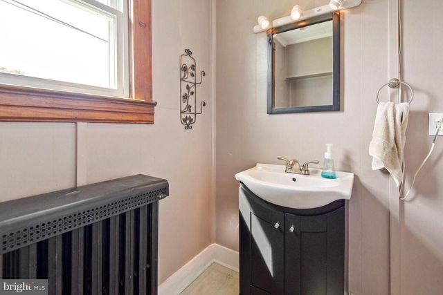 2948 EDGEWOOD AVE, Parkville, MD 21234