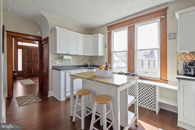 2948 EDGEWOOD AVE, Parkville, MD 21234