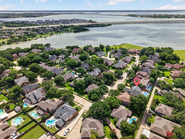 1505 Shadybrook Lane, Rowlett, TX 75088