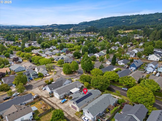 1012 E FOOTHILLS Dr, Newberg, OR 97132
