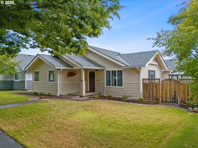 1012 E FOOTHILLS Dr, Newberg, OR 97132