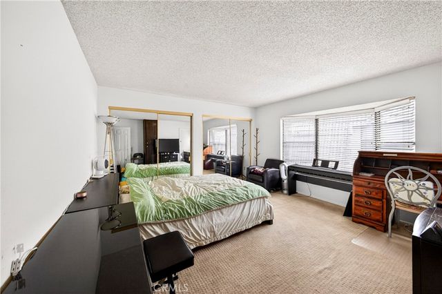 14928 Halldale 19, Gardena, CA 90247