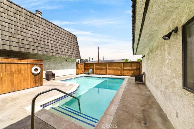 14928 Halldale 19, Gardena, CA 90247