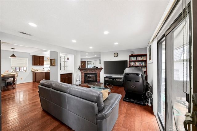 14928 Halldale 19, Gardena, CA 90247