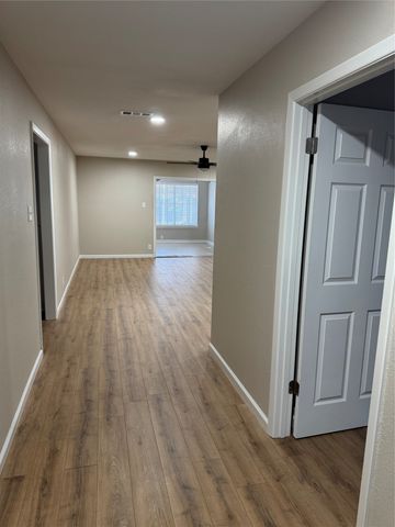 614 W Woodard Street, Denison, TX 75020