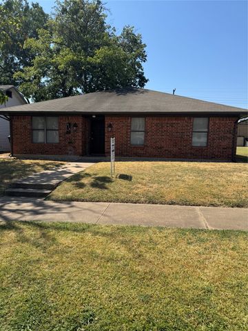 614 W Woodard Street, Denison, TX 75020