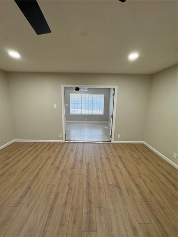 614 W Woodard Street, Denison, TX 75020