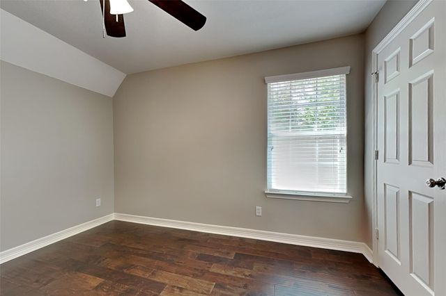 10212 Stone Gate Drive, Conroe, TX 77385