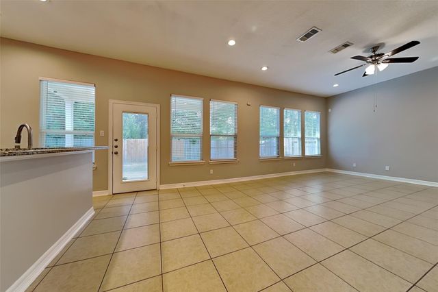 10212 Stone Gate Drive, Conroe, TX 77385