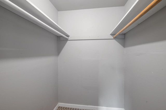 725 N IRWIN AVENUE, Green Bay, WI 54302