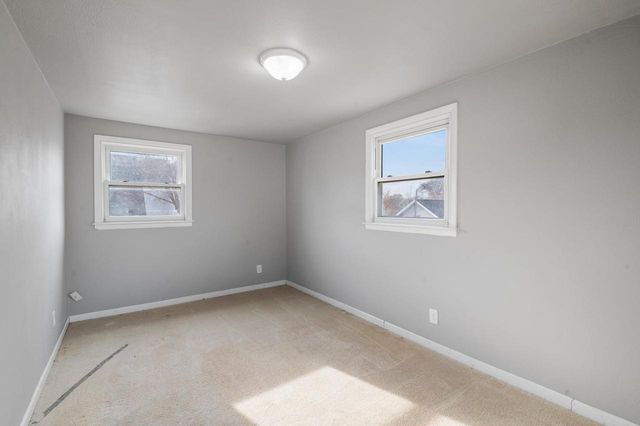 725 N IRWIN AVENUE, Green Bay, WI 54302