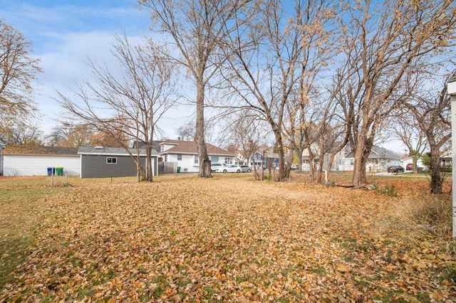 725 N IRWIN AVENUE, Green Bay, WI 54302