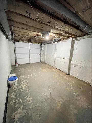 8955 E 54th Street, Raytown, MO 64133