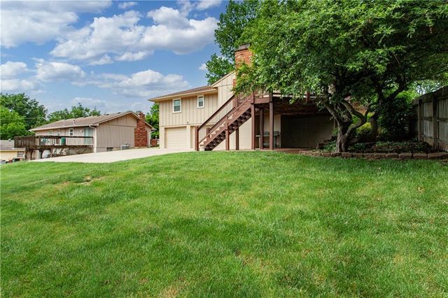 2505 S Whitney Avenue, Independence, MO 64057