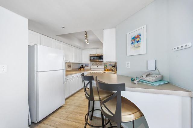 201 S Ocean Blvd Unit 701, North Myrtle Beach, SC 29582