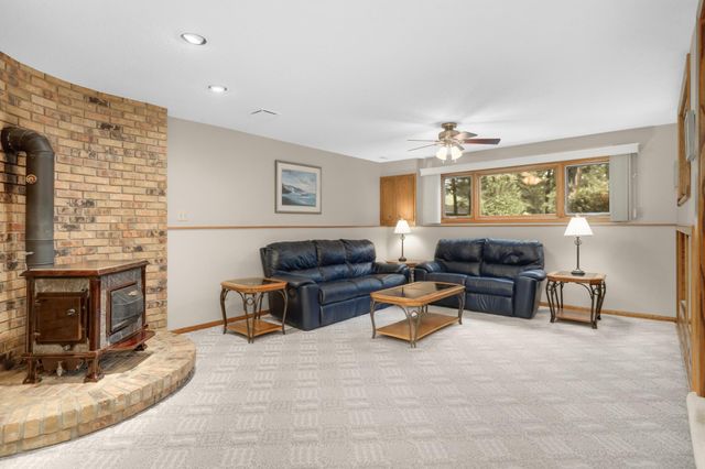 654 Tanglewood Drive, Shoreview, MN 55126