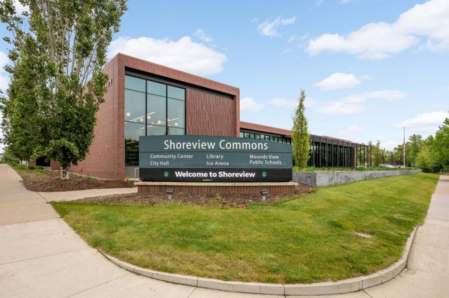 654 Tanglewood Drive, Shoreview, MN 55126