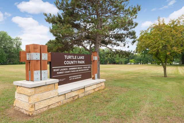 654 Tanglewood Drive, Shoreview, MN 55126
