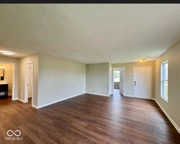 2024 Bailey Circle, Greenfield, IN 46140