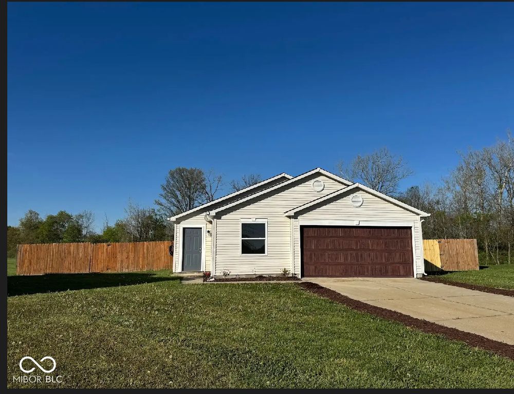 2024 Bailey Circle, Greenfield, IN 46140