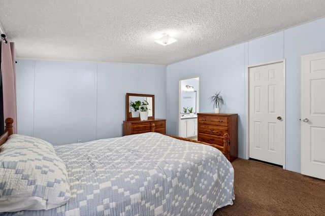 516 Green Willow Drive, Inman, SC 29349